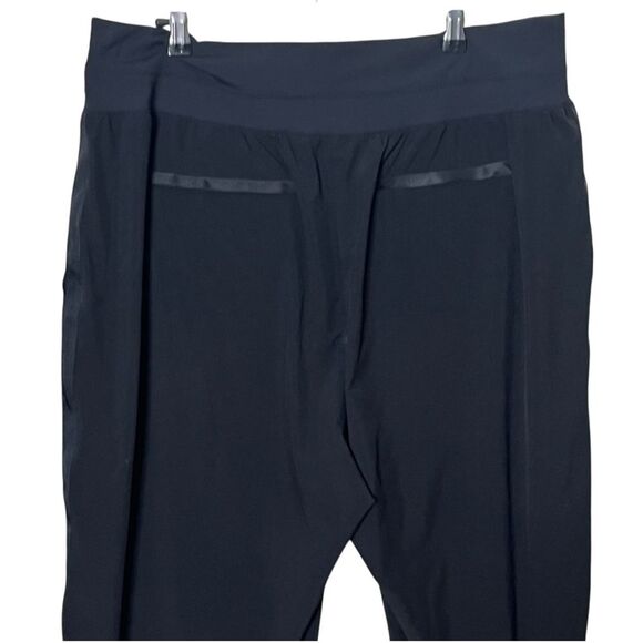 Athleta Nolita Pants Size 18 Black Crop Slim Tapered Pull On High Rise - Picture 6 of 13